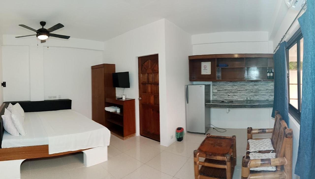 Jalyn'S Resort Sabang Puerto Galera Luaran gambar