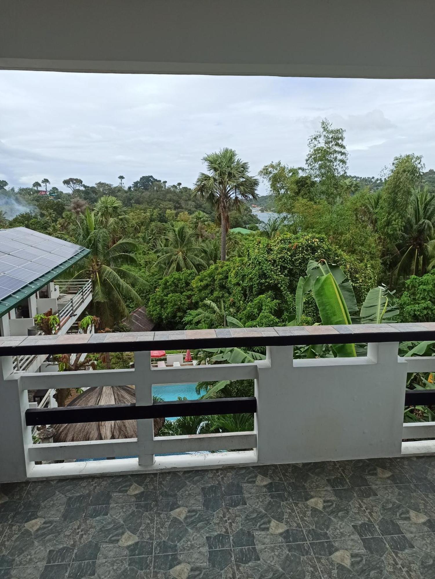 Jalyn'S Resort Sabang Puerto Galera Bilik gambar
