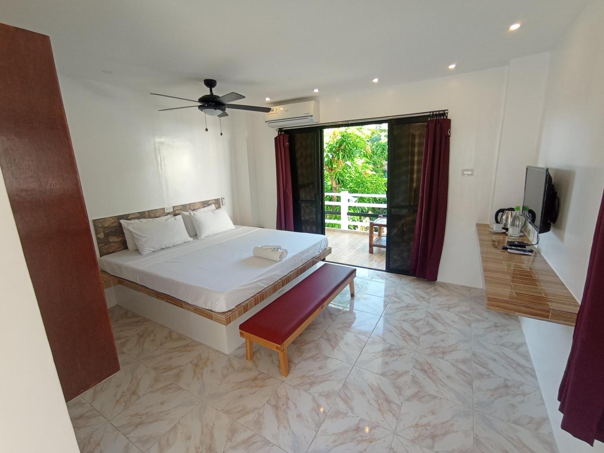 Jalyn'S Resort Sabang Puerto Galera Luaran gambar