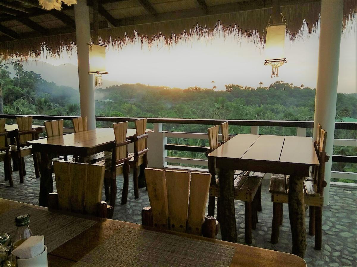 Jalyn'S Resort Sabang Puerto Galera Luaran gambar